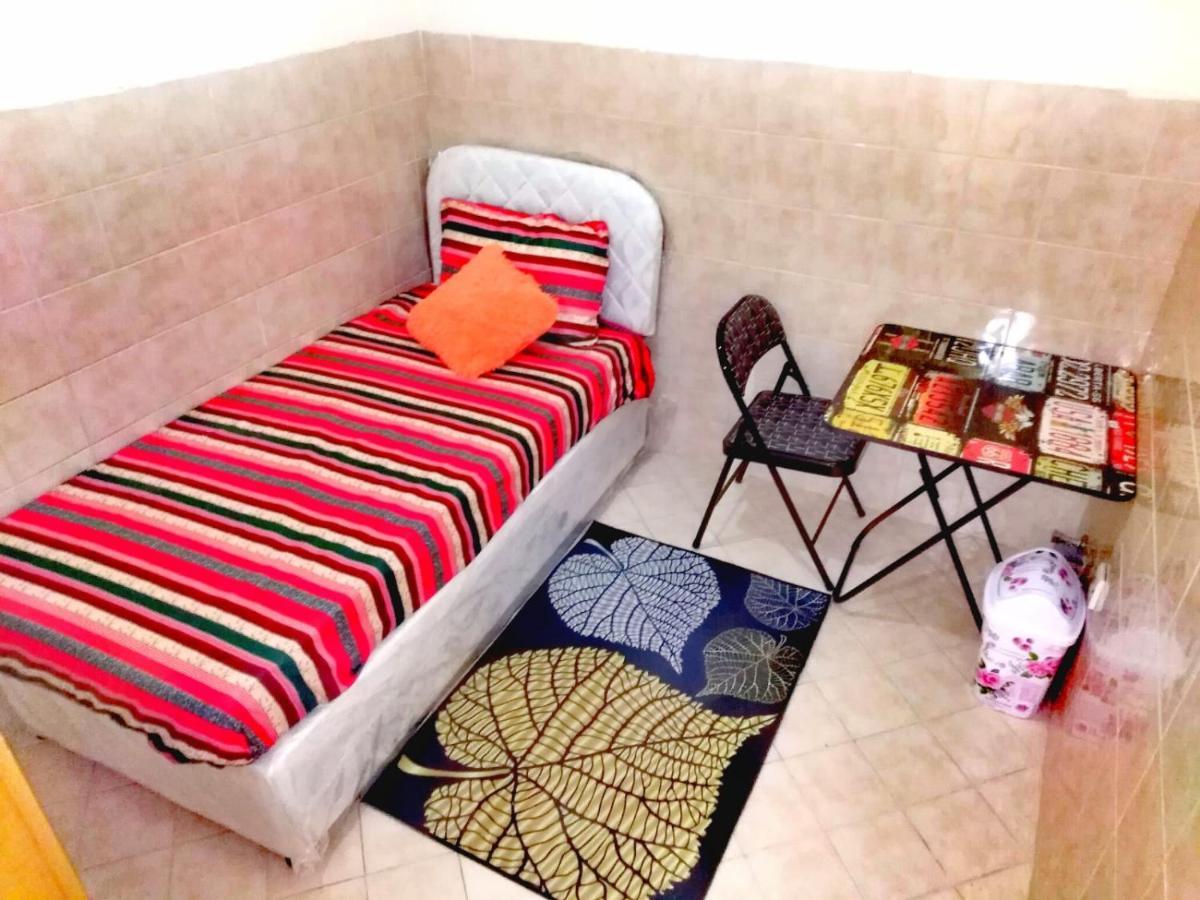 Bright Sunshine Holiday Home Shared Apartments Dubai Exterior foto